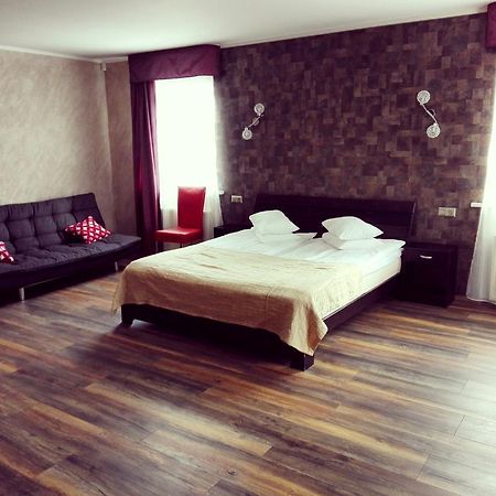 Urusel Guesthouse Талин Екстериор снимка