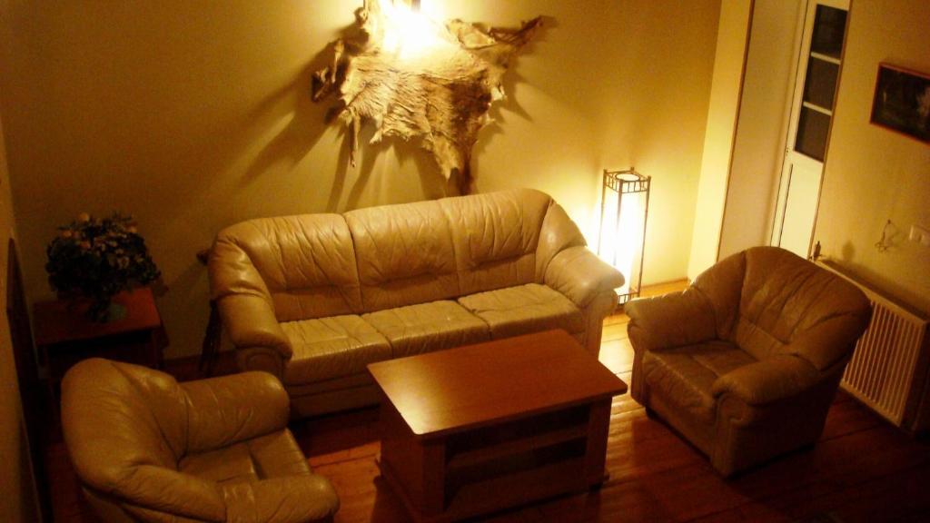Urusel Guesthouse Талин Екстериор снимка