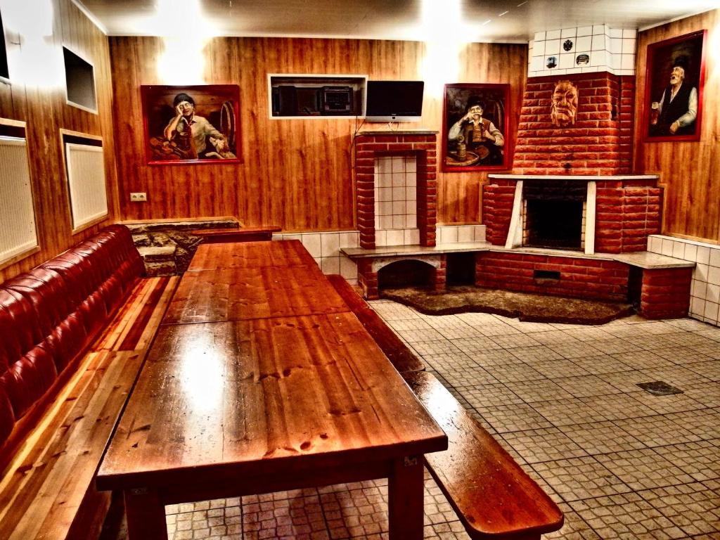 Urusel Guesthouse Талин Екстериор снимка